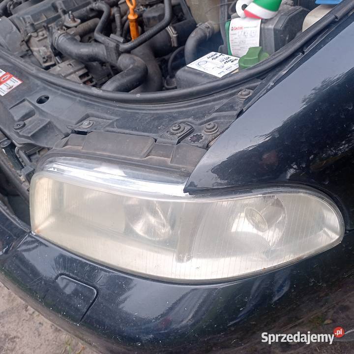 Lampa reflektor lewy Xenon Audi A4 b5 polift