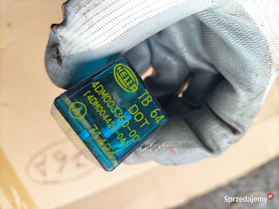 PRZEKAŹNIK 4DM00336000 osobowe Kamień-Kolonia