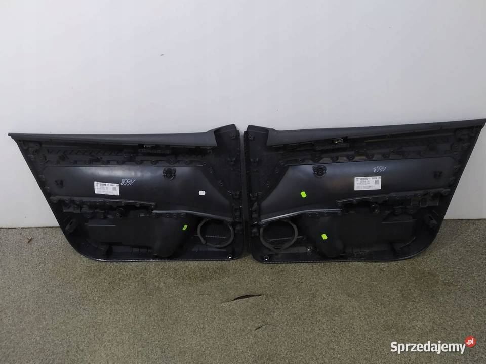 TAPICERKA BOCZEK PRAWY LEWY PRZÓD KPL 2G VW Tapicerki samochodowe