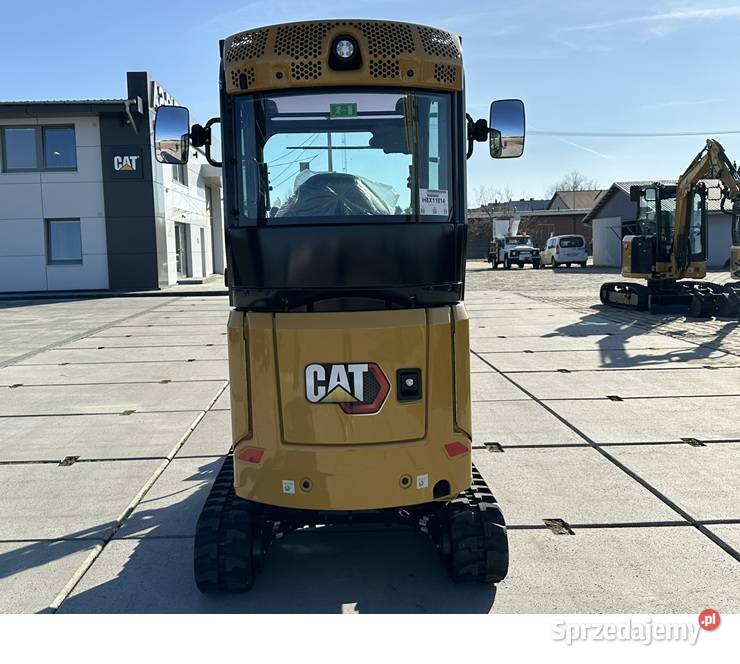 FABRYCZNIE NOWA MINIKOPARKA CATERPILLAR 3018 Tuliszków