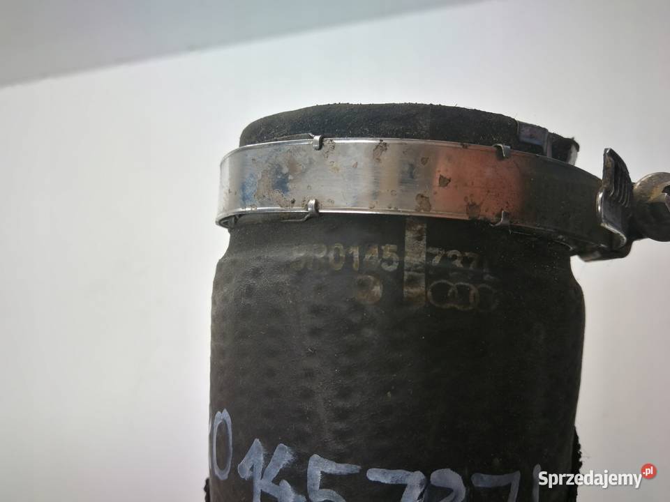 RURA WĄŻ INTERCOOLERA AUDI Q5 8R 8R0145737L osobowe Przystajń