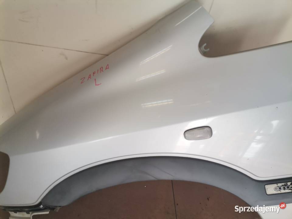 OPEL ZAFIRA A BŁOTNIK LEWY PRZEDNI PRZÓD Z157 Rok produkcji 2002 małopolskie Nowy Sącz