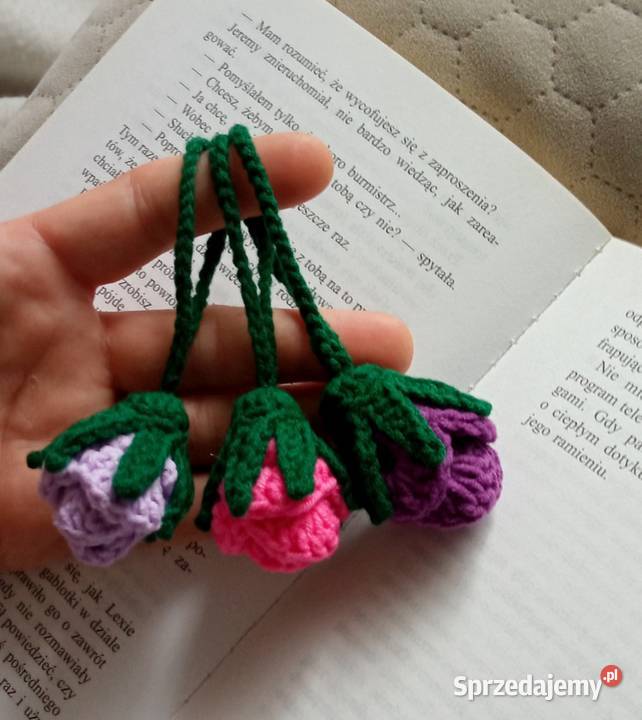 Różyczki wykonane na szydełkubreloki Łask