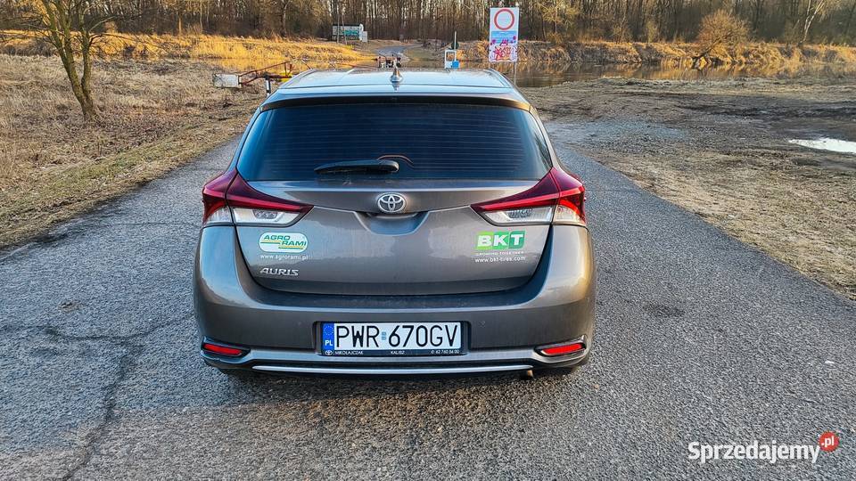 Toyota Auris II 16 HB mega wyposażony tanio Orzechowo