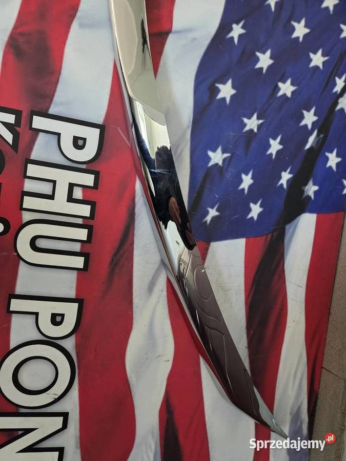 NOWA LISTWA CHROMOWANA CHRYSLER PACIFICA 3840 V