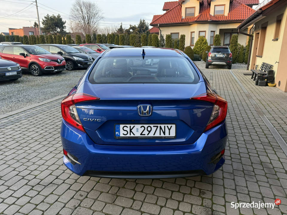 Honda Civic 15 VTEC 182 Klima Kraj Navi Automat Orzech sprzedam