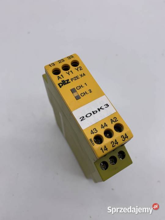 Pilz PNOZ X4 774585 24VDC