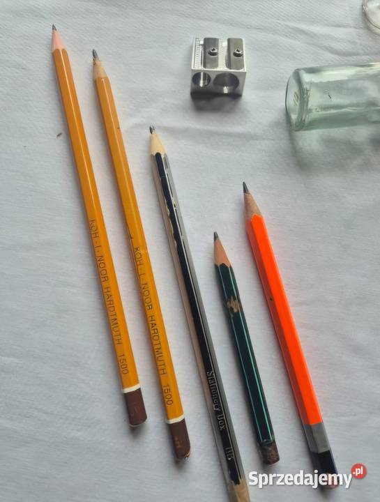 Roman Szmal złoty box kredki akwarelowe stalówki Brzesko