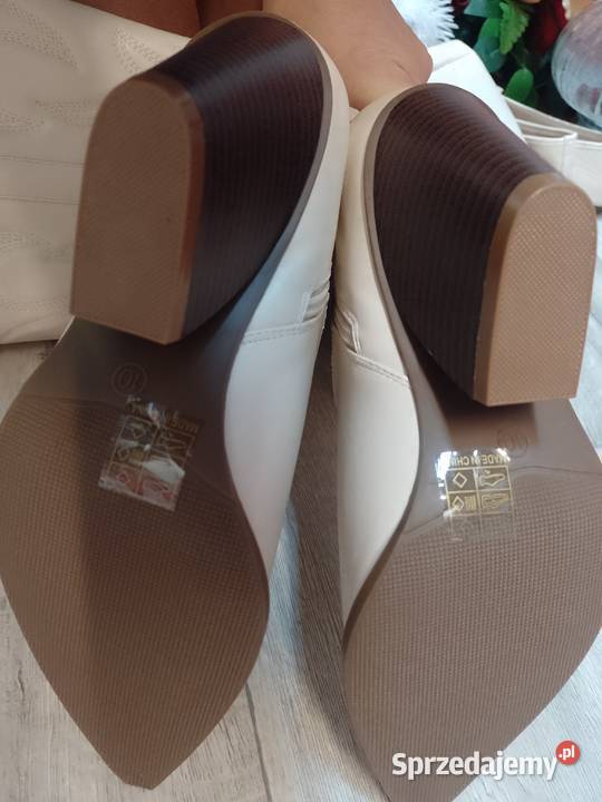 4142 Ekskluzywne wyszywane Kozaki kowbojki Moda i Styl małopolskie Kraków