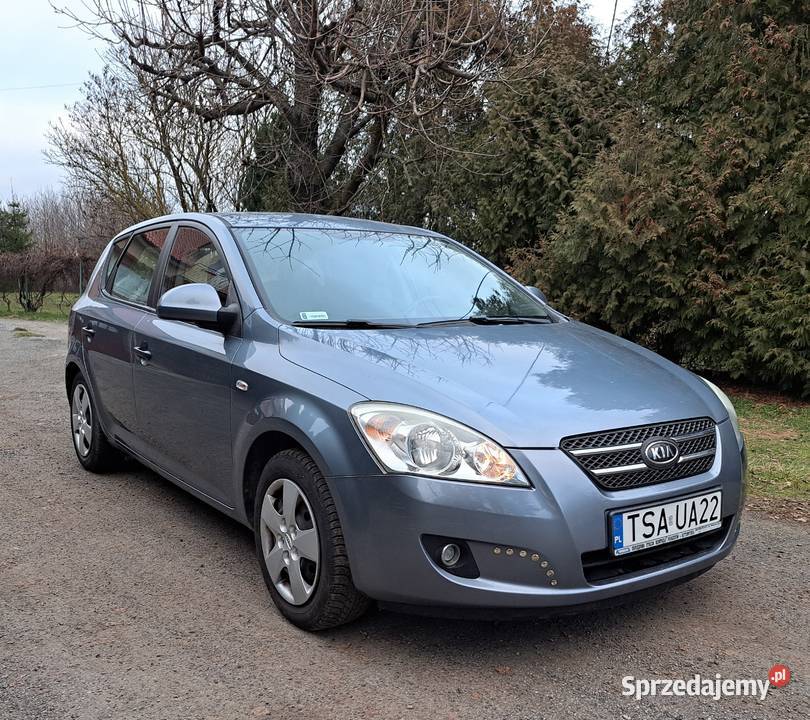 KIA CEED 14 benzyna 2 komplety kół bez korozji Sandomierz