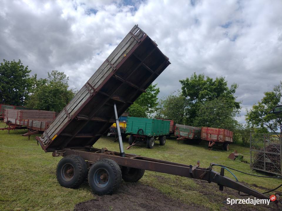 Przyczepa rolnicza tandem wywrotka na tył 8 ton nieuszkodzony Przyczepy rolnicze Sośno