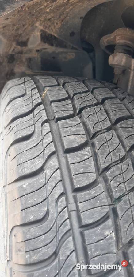 Jeep commander nieuszkodzony