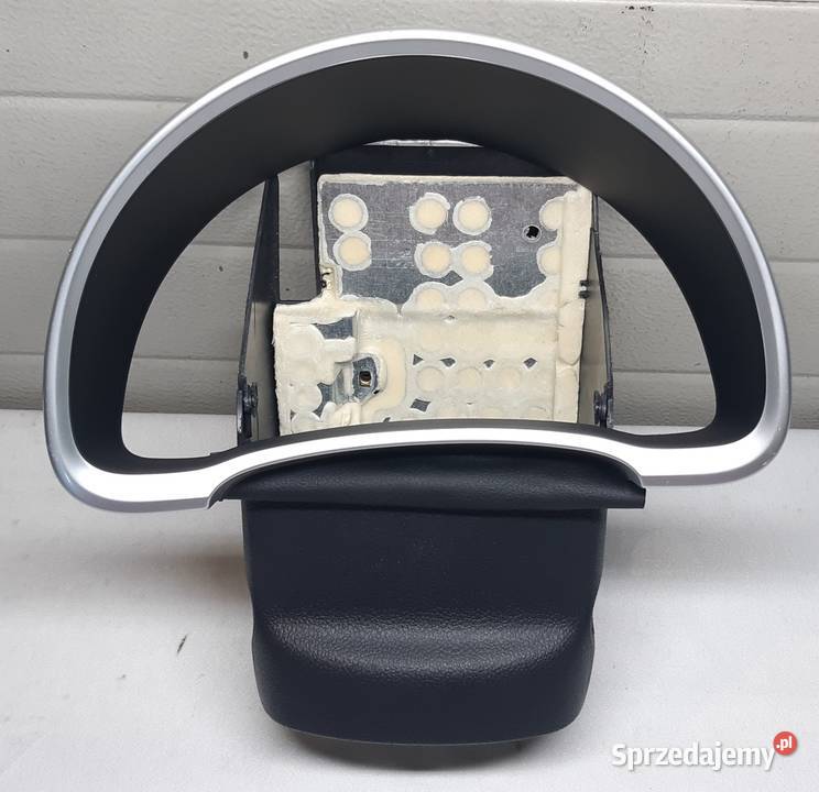 OBUDOWA RAMKA OSŁONA LICZNIKA VW BEETLE 5C Mielęcin