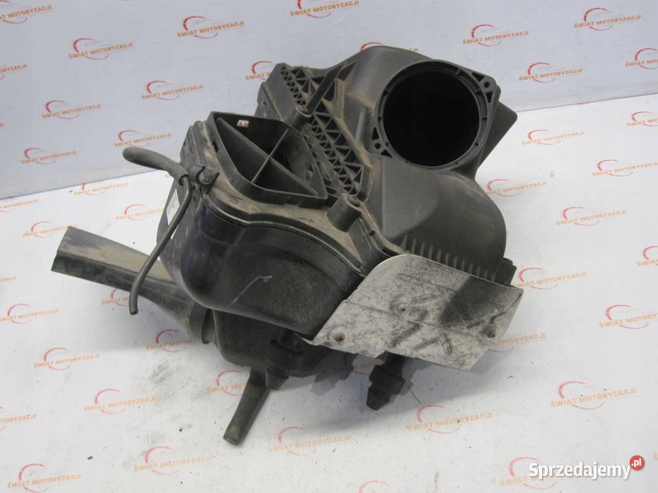 AUDI A4 B8 IV 08r obudowa filtra powietrza osobowe
