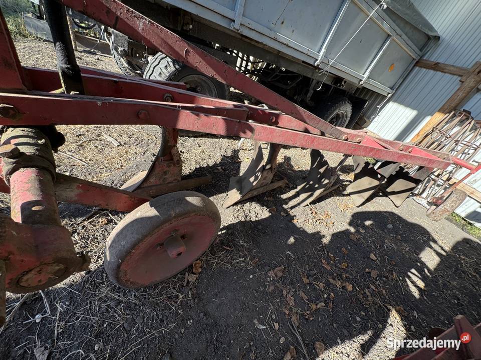 pługi 5 skibowe Pługi lubelskie Przeorsk sprzedam