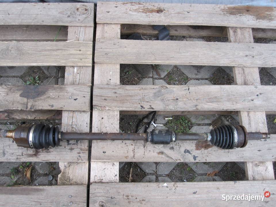 HYUNDAI I20 I LIFT 11 CRDI 13r półoś prawa przód