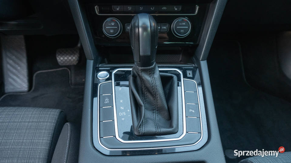 Volkswagen Passat Business 20 TSI Warszawa