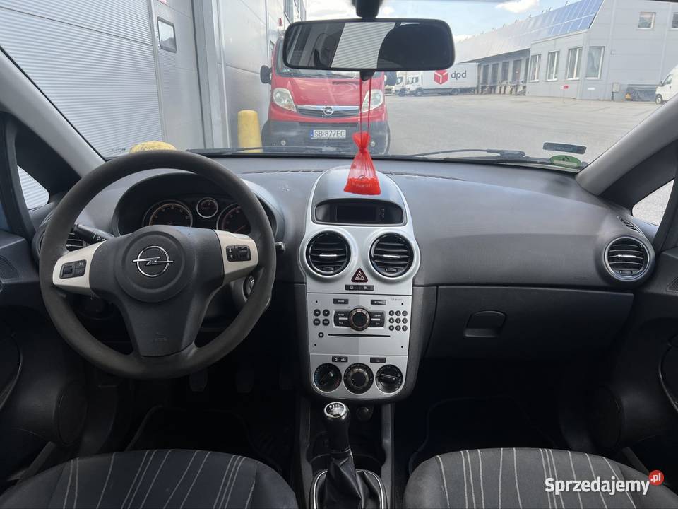 Opel Corsa w stanie 2009 benzyna Bielsko-Biała