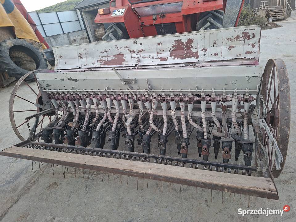 Siewnik kony 25 lejkow Bieliny sprzedam