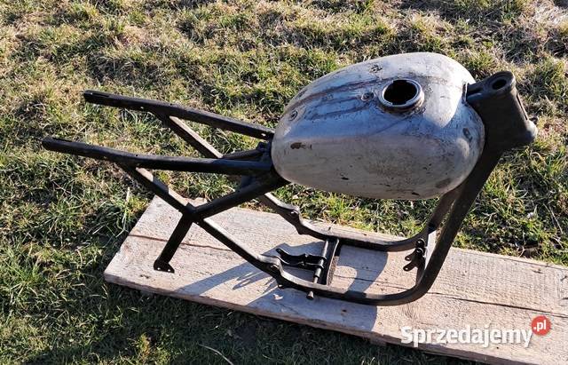 Rama dwuramówka bak WSK 125 sprzedam