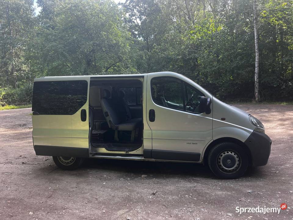 Nissan primastar 19 klima 6 osob hak Siedlce