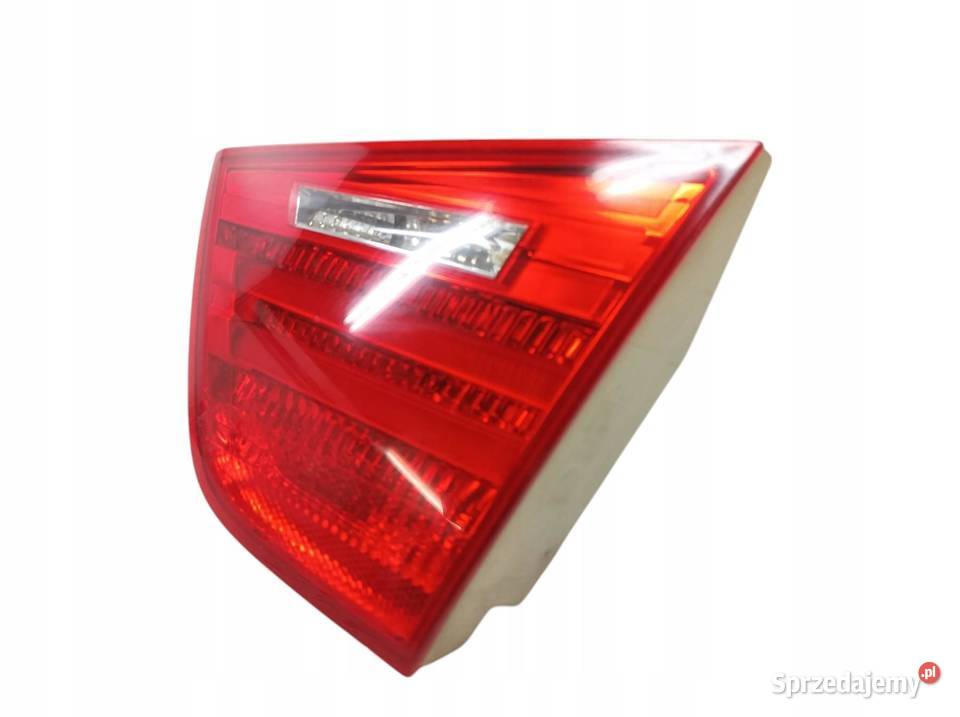 LAMPA TYŁ W KLAPĘ PRAWA KOMBI TOURING LIFT FL osobowe Lampy tylne