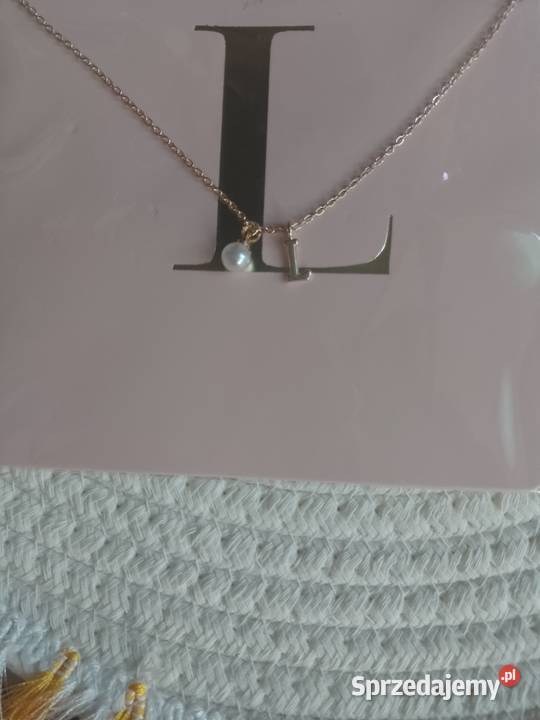 Łańcuszek z zawieszkamiwisiorek naszyjnik z Kraków