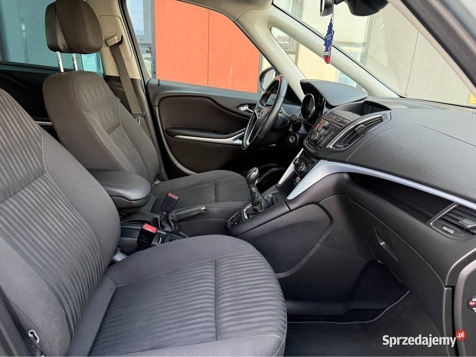 Zafira c 2012r 14 turbo 1 właściciel Rzeszów sprzedam
