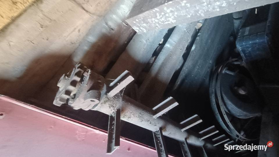 Rozrzutnik obornika podłoga 5mm