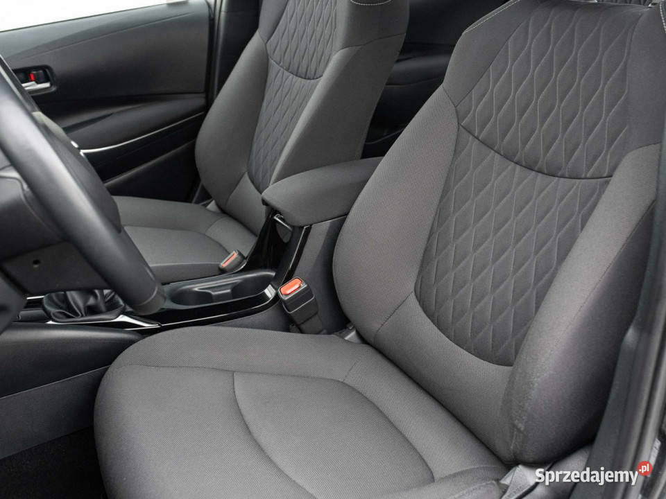 Toyota Corolla WJ8302L15 Comfort Kcofania 2 klimatyzacja Gdańsk