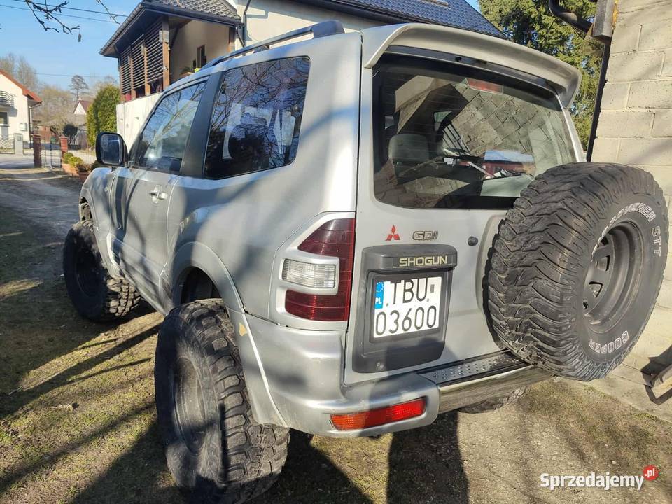 Misubishi Pajero 35 v6 Benzyna Kielce