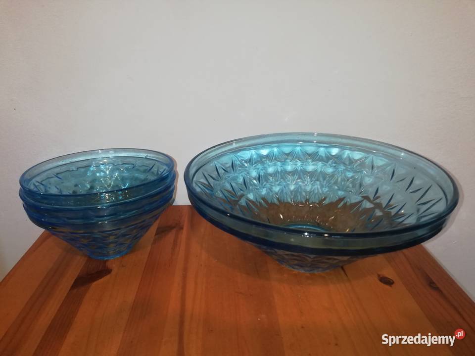 Szkło Ząbkowice proj KupczykMisa Trójkąty Warszawa