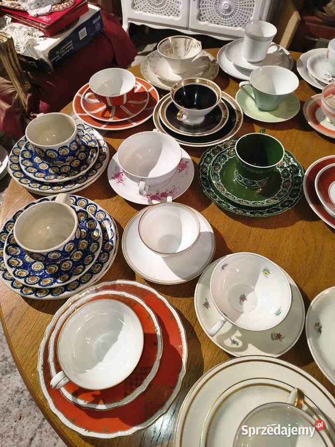 Duża kolekcja filiżanek porcelanowych vintage Chorzew