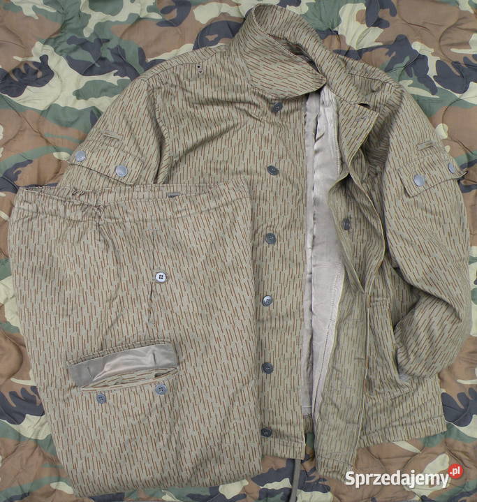 Mundur ocieplany ddr nva STRICHTARNdeszczyk Antyki, Sztuka, Kolekcje dolnośląskie Wrocław