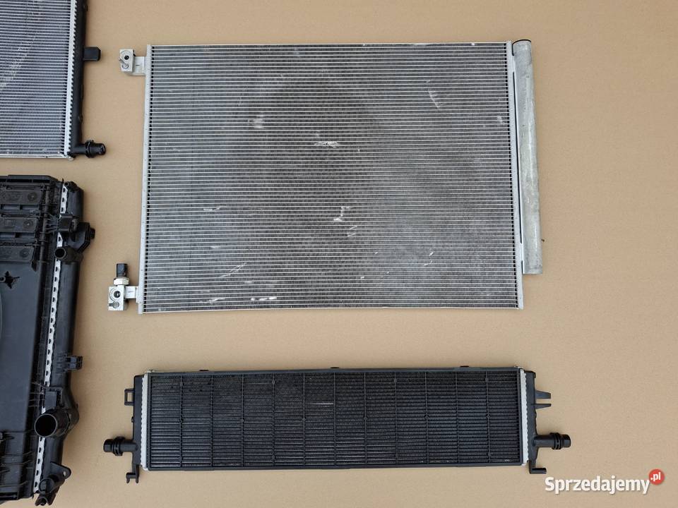 MERCEDES W254 W206 W214 W223 KOMPLET CHŁODNIC osobowe Bieleń