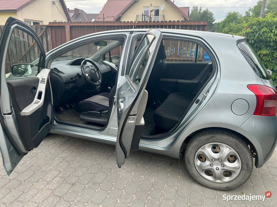 sprzedam Toyotę Yaris 2006 r przeglądzie mazowieckie sprzedam