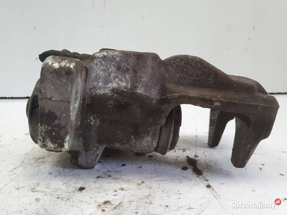 Toyota Corolla XII E21 TYLNY ZACISK HAMULCOWY Janów sprzedam