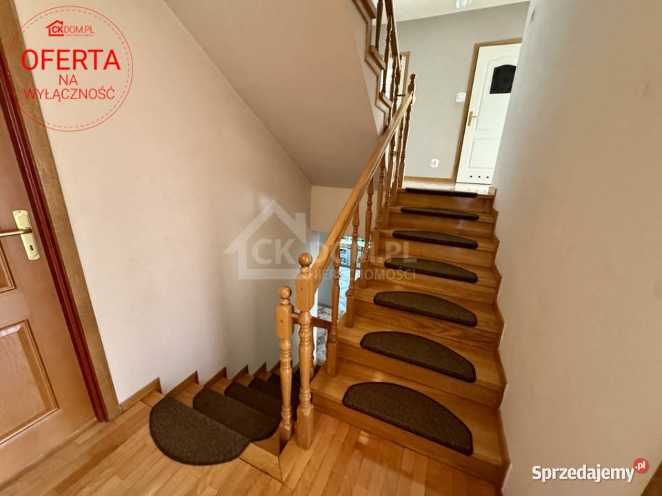 Dom w zabudowie szeregowej segment środkowy Kielce