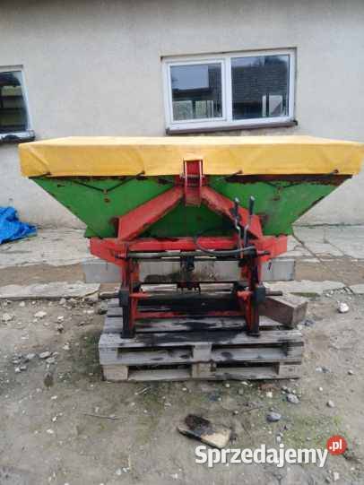 rozsiewacz strumyk dwutalerzowy 600 Rozsiewacze nawozów Posądza sprzedam
