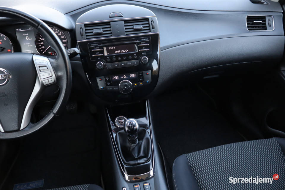 Nissan Pulsar 12 DIGT podgrzewane fotele Pulsar Zabrze