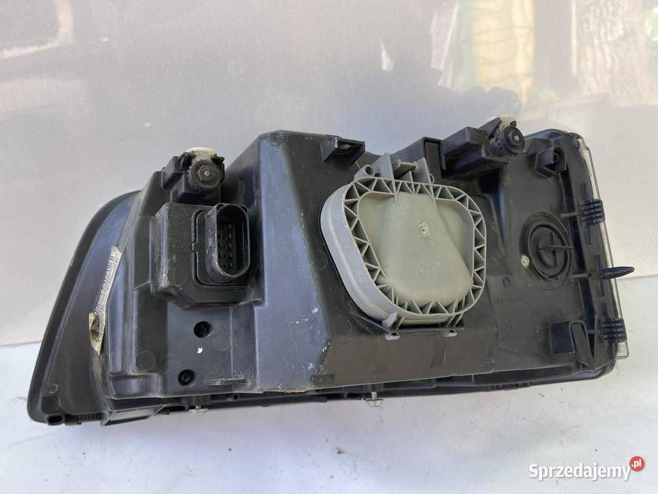 VW TRANSPORTER T5 PRAWA LAMPA PRZÓD CAŁA Ostroróg