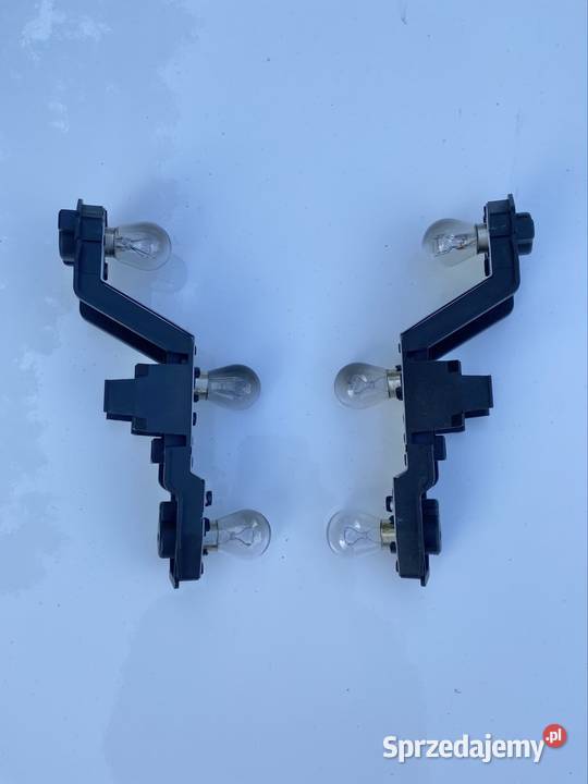 Wkład lamp tylnych Nissan Micra K11 2 osobowe Lampy tylne Jarocin