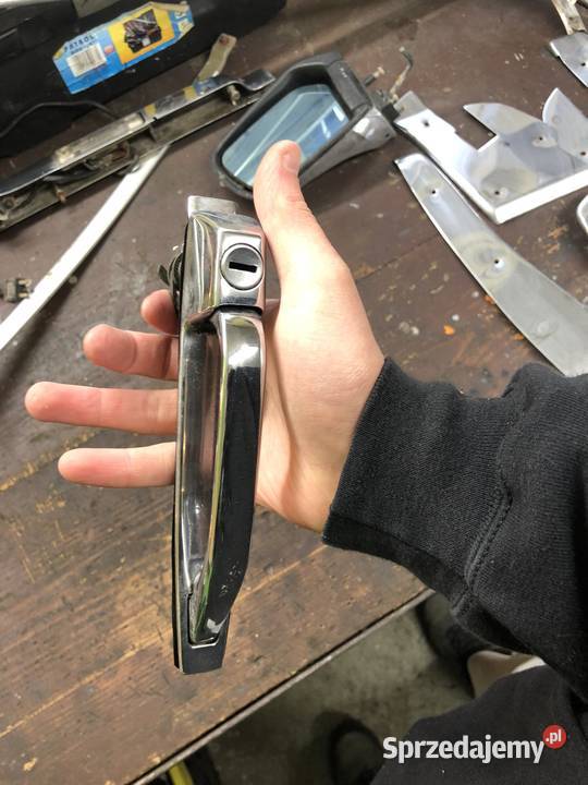 Klamka Mercedes w107 sl bez kluczyka Części samochodowe Kraśnik