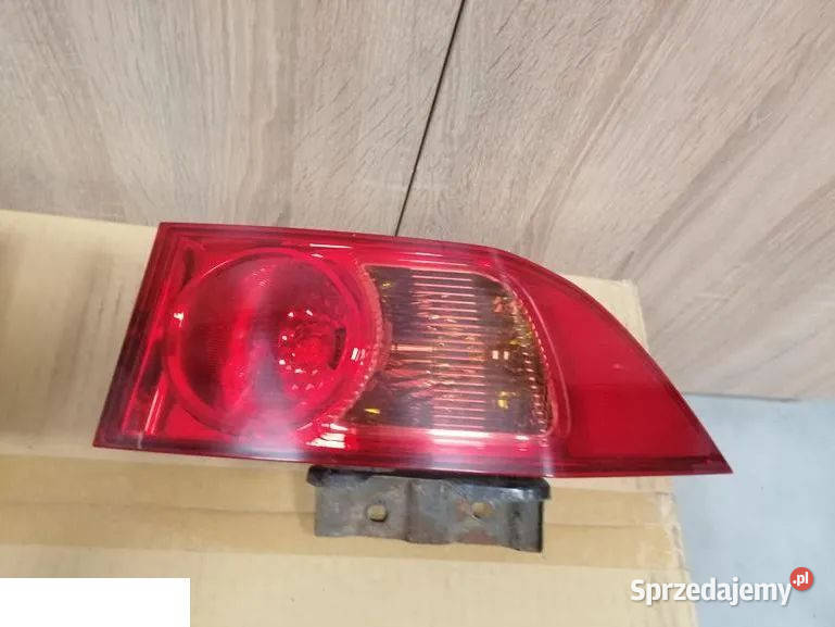 Honda Accord VII lampa tył prawa lewa