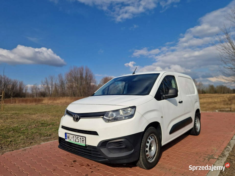 Toyota Proace City tempomat