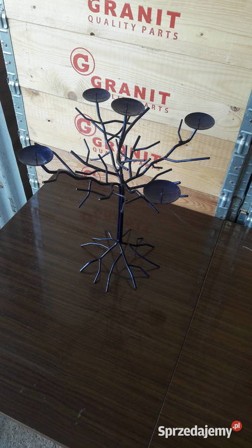 Świecznik ozdobny metalowy posiadam na sprzedaż małopolskie Bochnia sprzedam