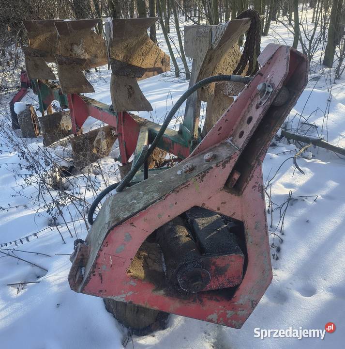 Pług obrotowy 31 Naud sprzedam zamiana Ostrowiec Świętokrzyski