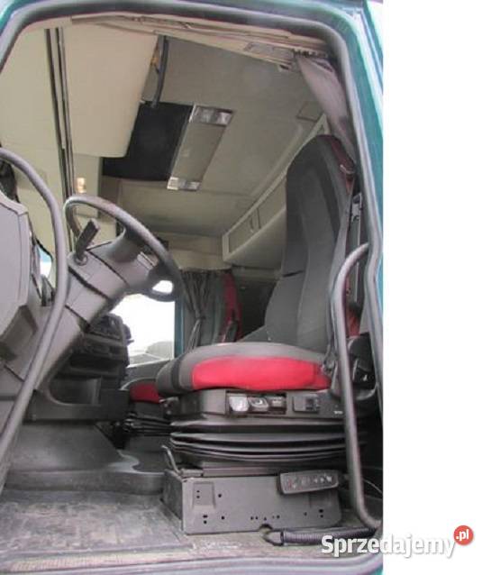 Skrzyniowy skrzynia z tylnym dzwigiem 6x2 Volvo Warszawa