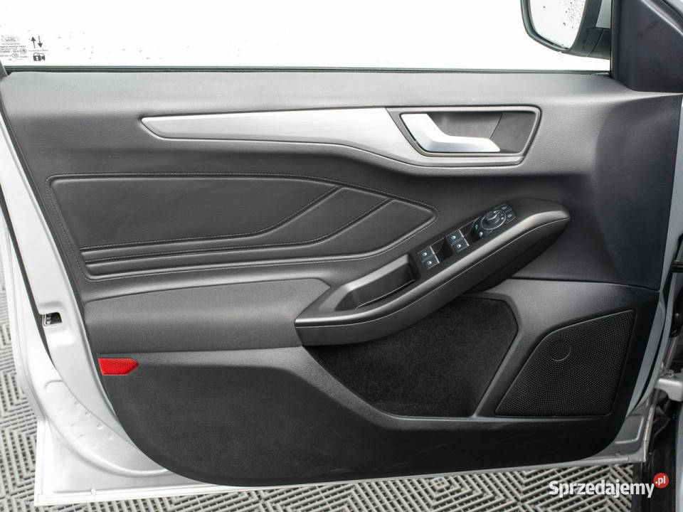 Ford Focus GD9M21110 EcoBoost Titanium X Podgrzf benzyna Gdańsk