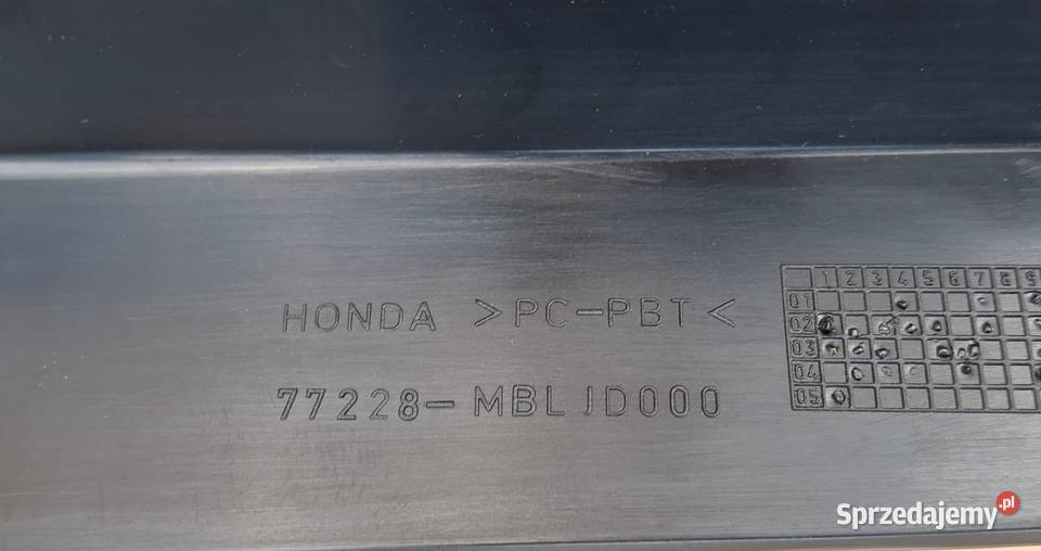 HONDA NT650 V DEAUVILLE POKRYWA OSŁONA SCHOWKA Szyby i owiewki lubuskie Bieleń sprzedam